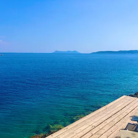 Nautique - Waterfront * Sivota (Lefkada)