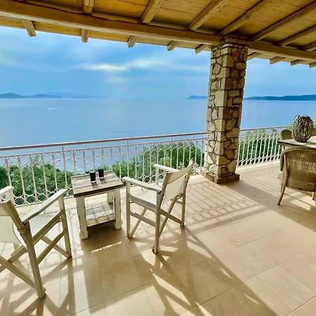 Nautique - Waterfront Villa